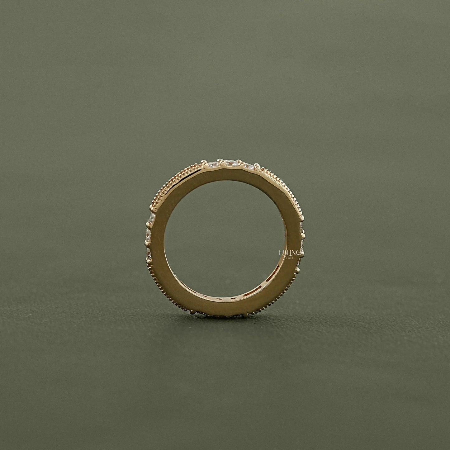 Baguette And Round Diamond Filigree Wedding Band