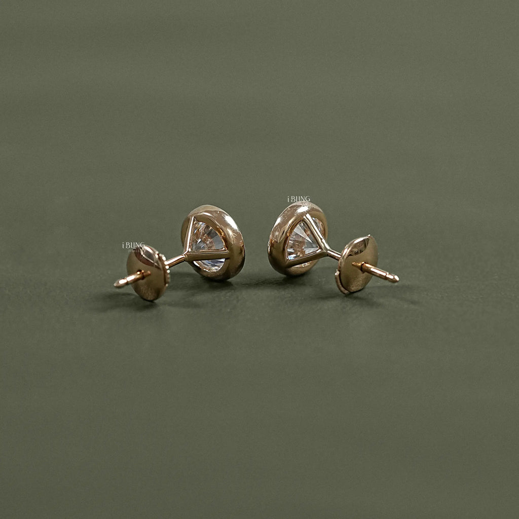 Round Cut Soliatire Bezel Set Stud Earrings