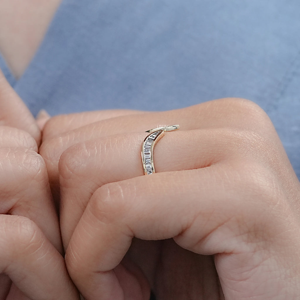 Tapered Baguette Diamond Channel Set V Shape Wedding Band