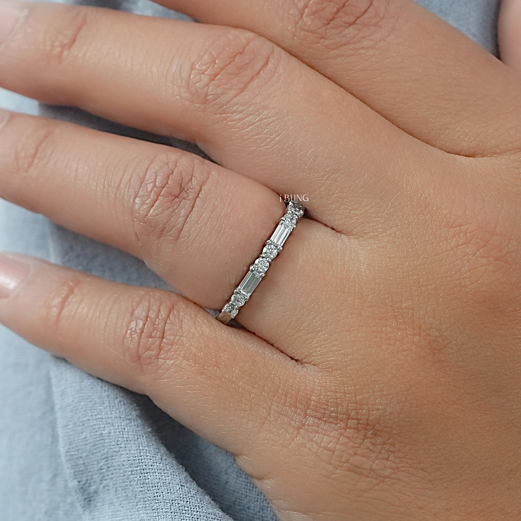 Baguette And Round Diamond East West Set Band