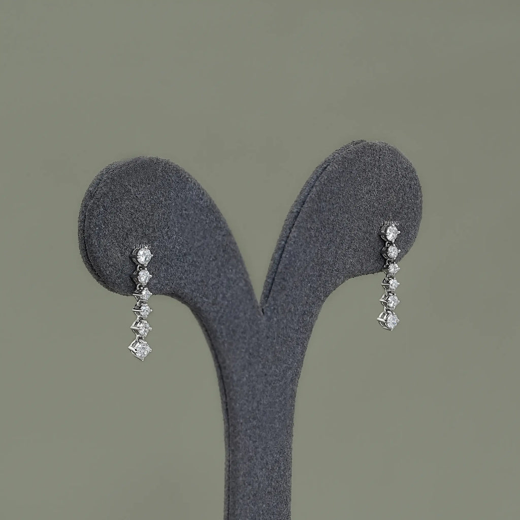 Lab Grown Round Diamond Dangle Earrings
