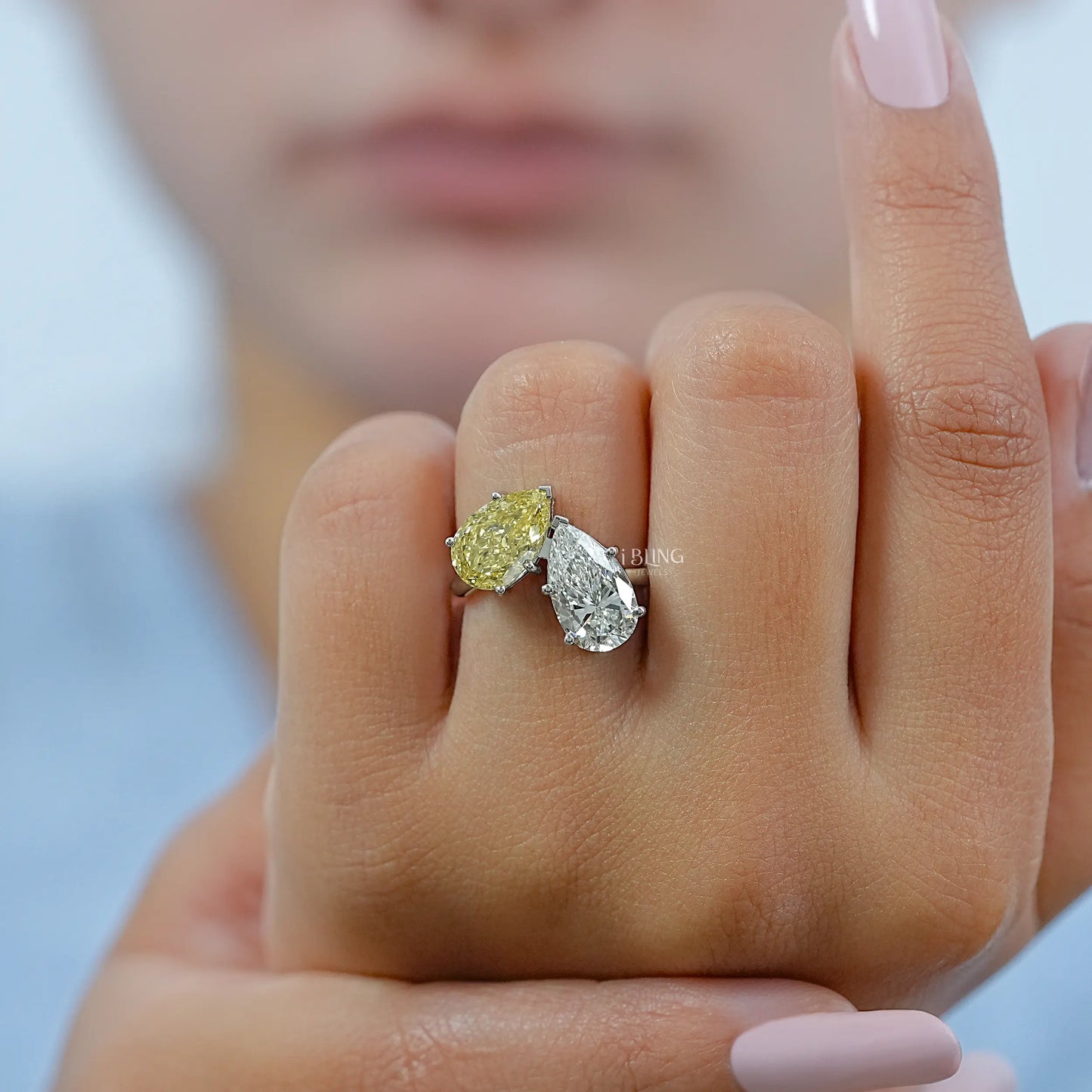 Fancy Vivid Yellow Pear Diamond Toi Moi Ring