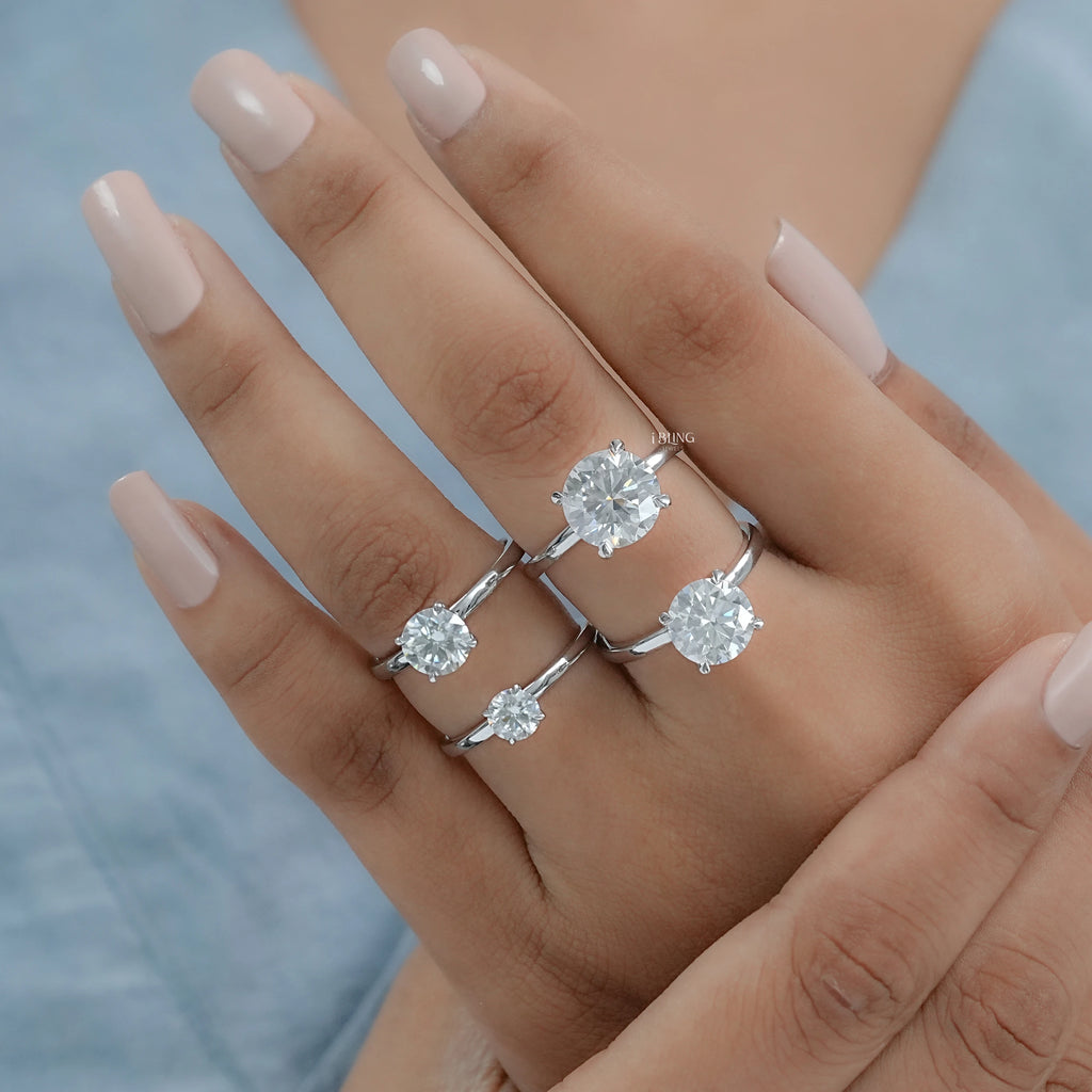 Four Prong Setting Round Moissanite Solitaire Ring