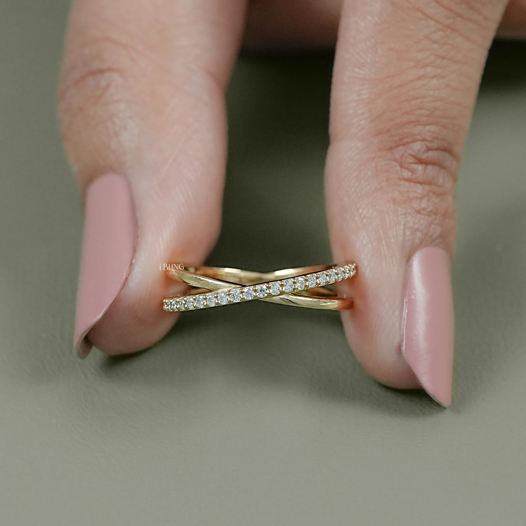 Round Cut Lab Grown Twisted Wedding Band