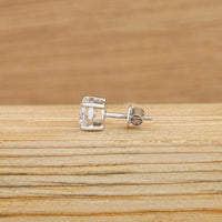 Round Lab Grown Diamond Men's Stud