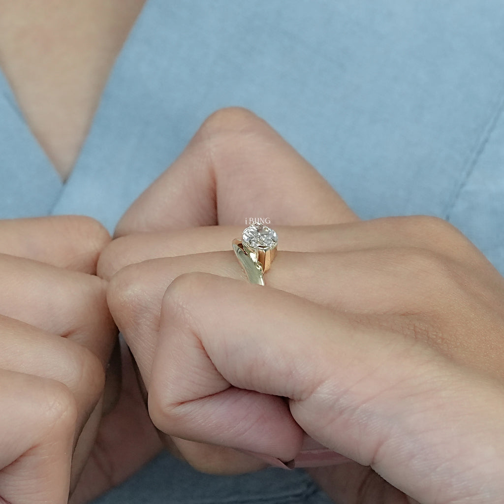 East West Marquise Cut Curved Lab Diamond Ring