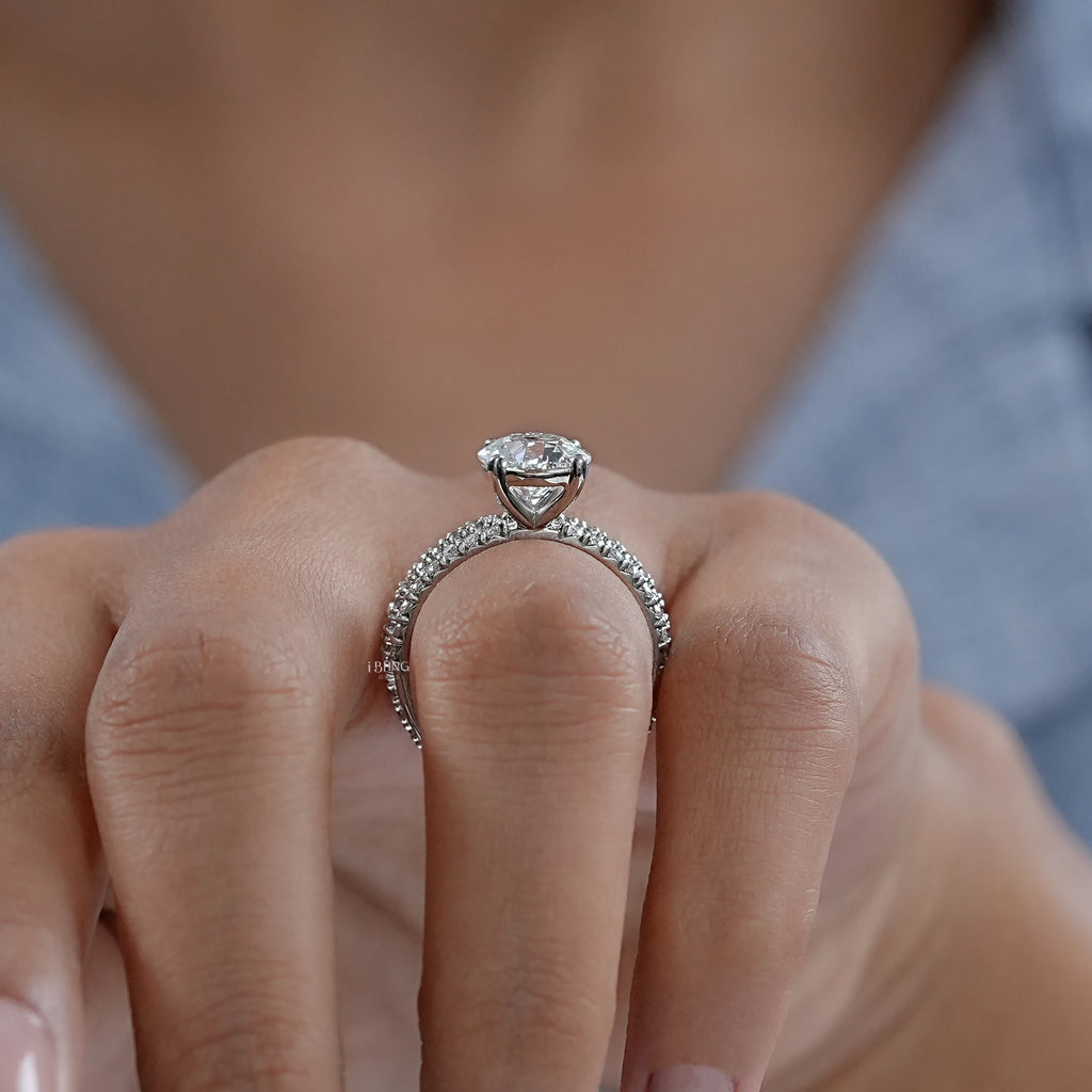 Old European Round Diamond Accent Set Wedding Ring