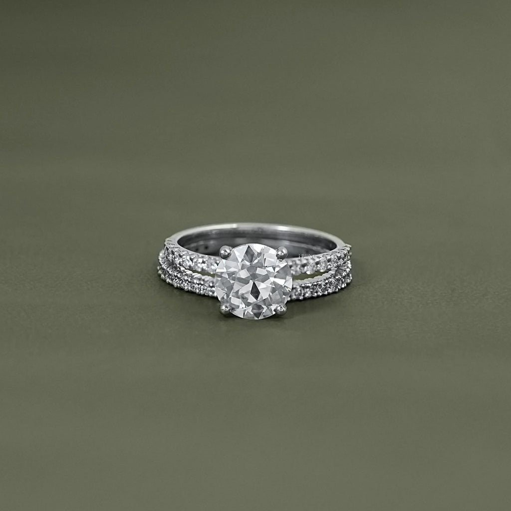 Old European Round Diamond Accent Set Wedding Ring