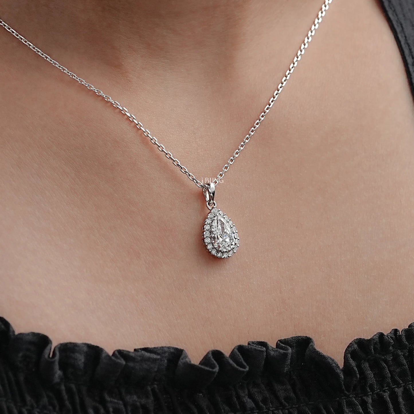 Pear Lab Diamond Halo Necklace Pendants