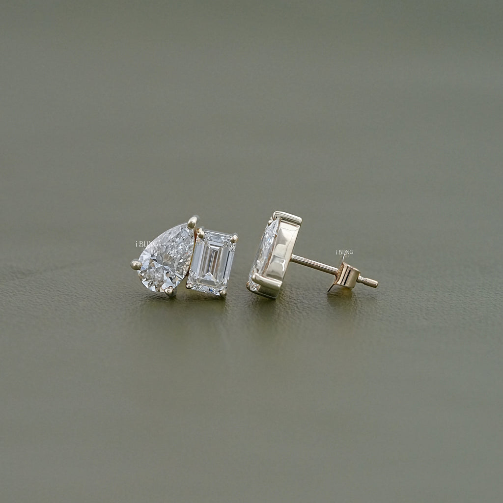 Pear And Emerald Diamond Toi Moi Stud Earrings