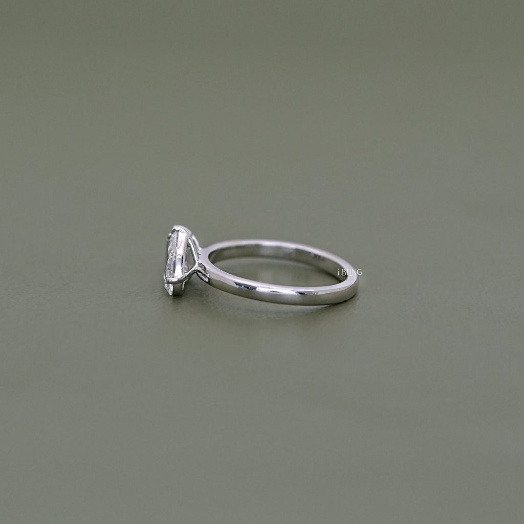 Pear And Emerald Diamond Toi Et Moi Wedding Ring