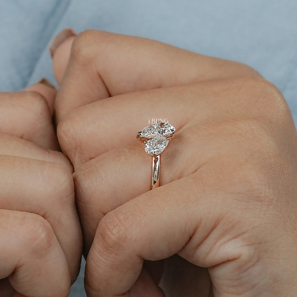 Pear Lab Diamond Dainty Toi Moi Wedding Band