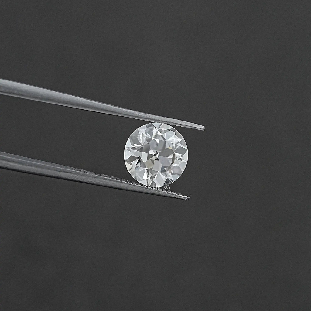 OEC Flower Pattern Round Cut Lab Grown Diamond