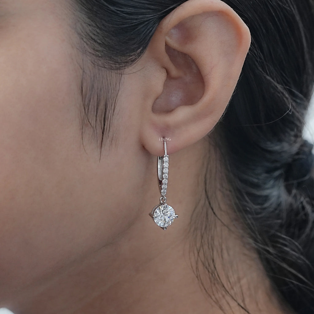 Round Cut Diamond Dangle Drop Earrings
