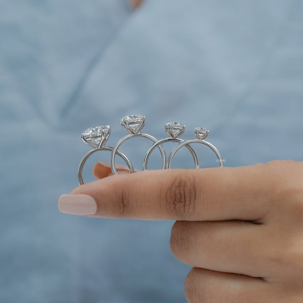 Four Prong Setting Round Moissanite Solitaire Ring