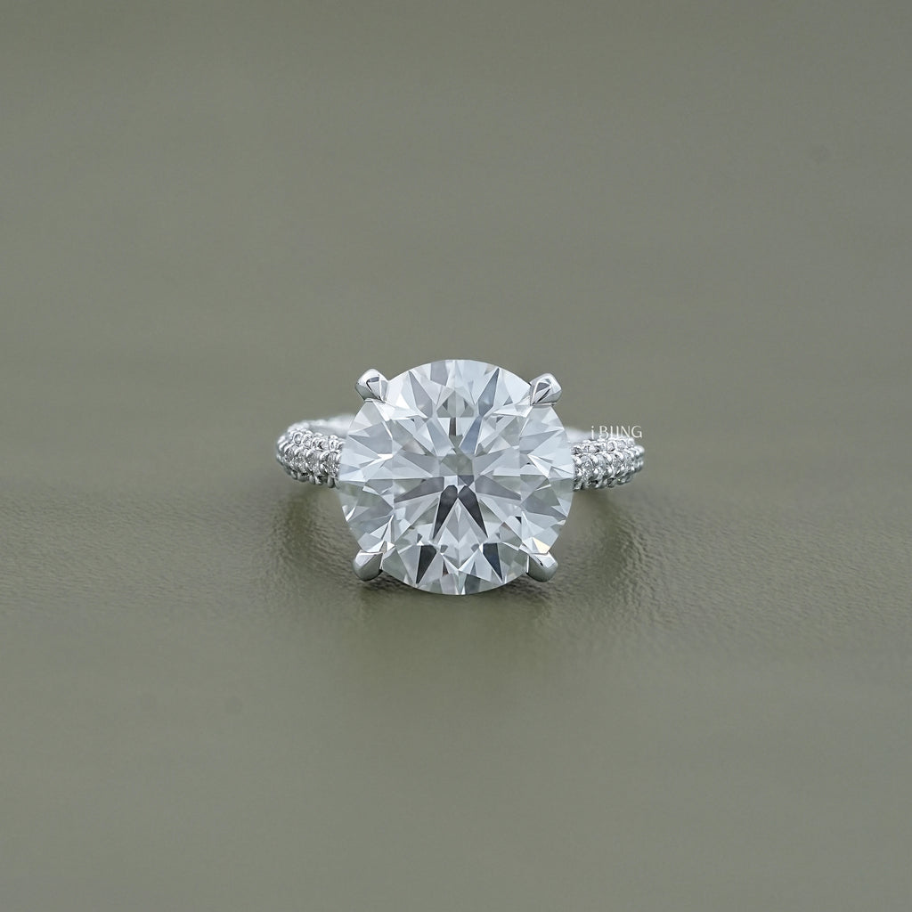 Round Cut Solitaire Diamond Engagement Ring With Pave Band