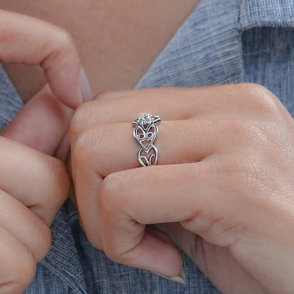 Round Cut Lab Grown Diamond Vintage Engagement Ring