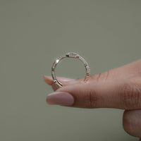Round Diamond Link Chain Wedding Ring