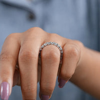 Round Diamond Prong Set Wedding Band