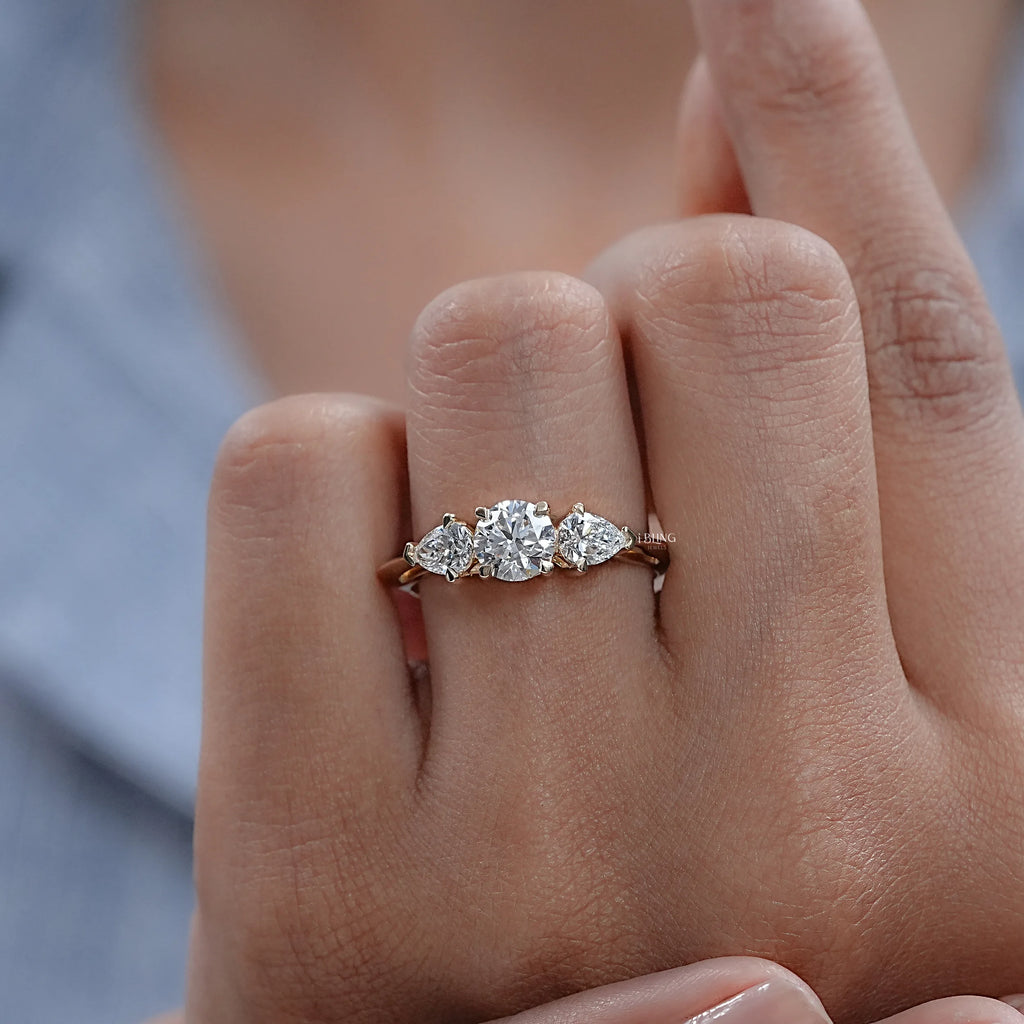 Three Stone Round Lab Diamond Engagement-Ring