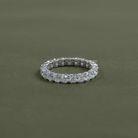 Round Diamond Prong Set Wedding Band