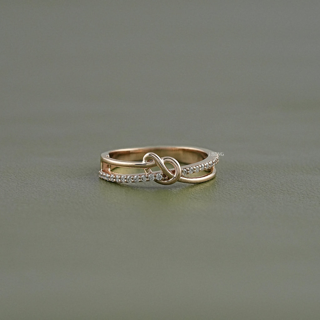 Round Cut Lab Grown Diamond Knot Wedding Band