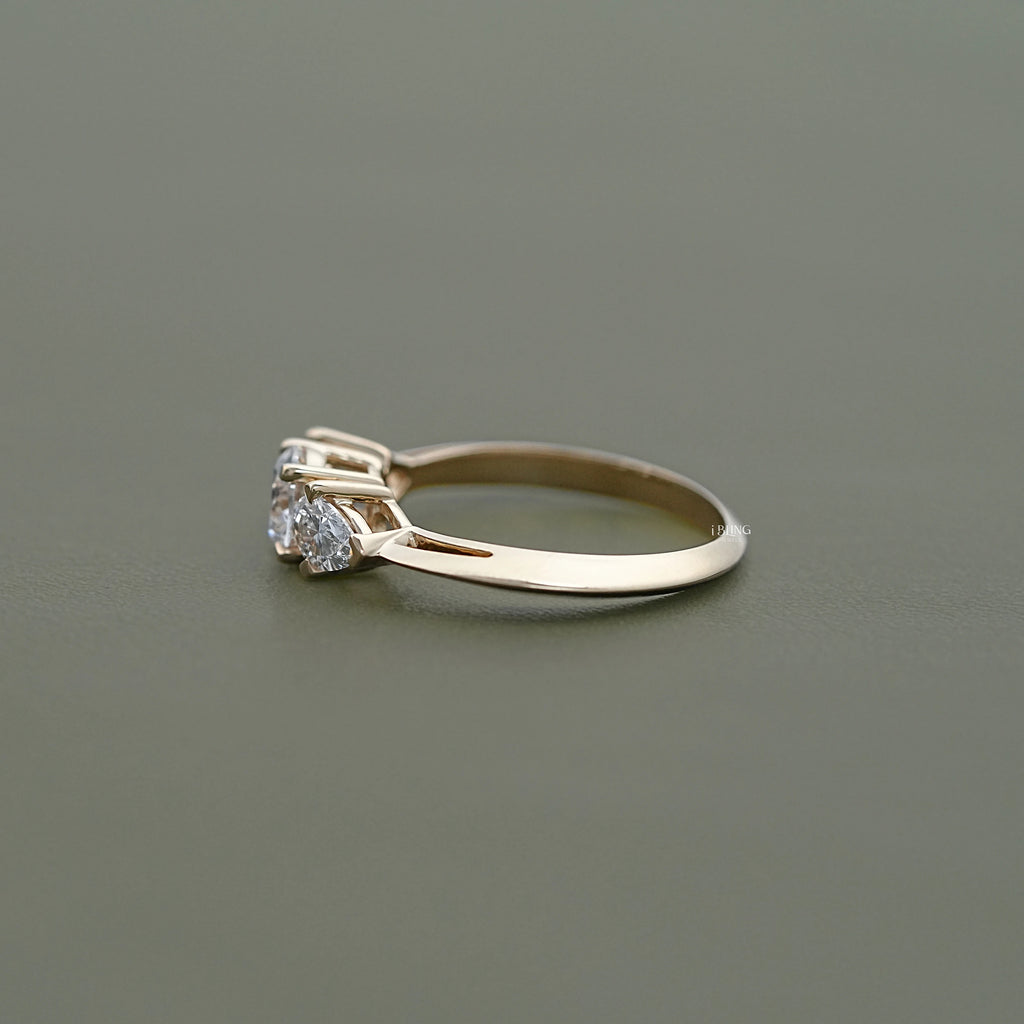 Three Stone Round Lab Diamond Engagement-Ring
