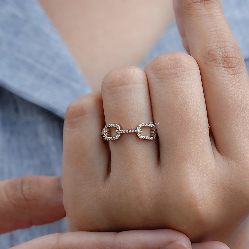 Round Diamond Link Chain Wedding Ring