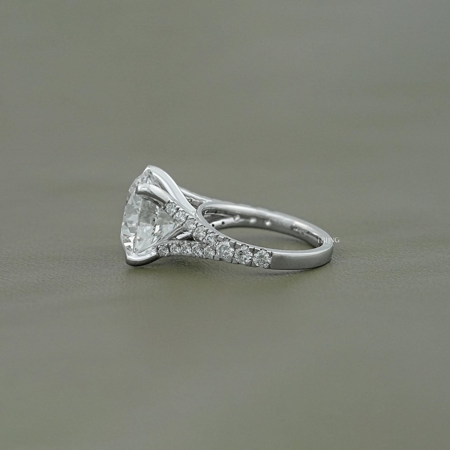 Round Cut Split Shank Accent Diamond Ring Solitaire Accent Ring