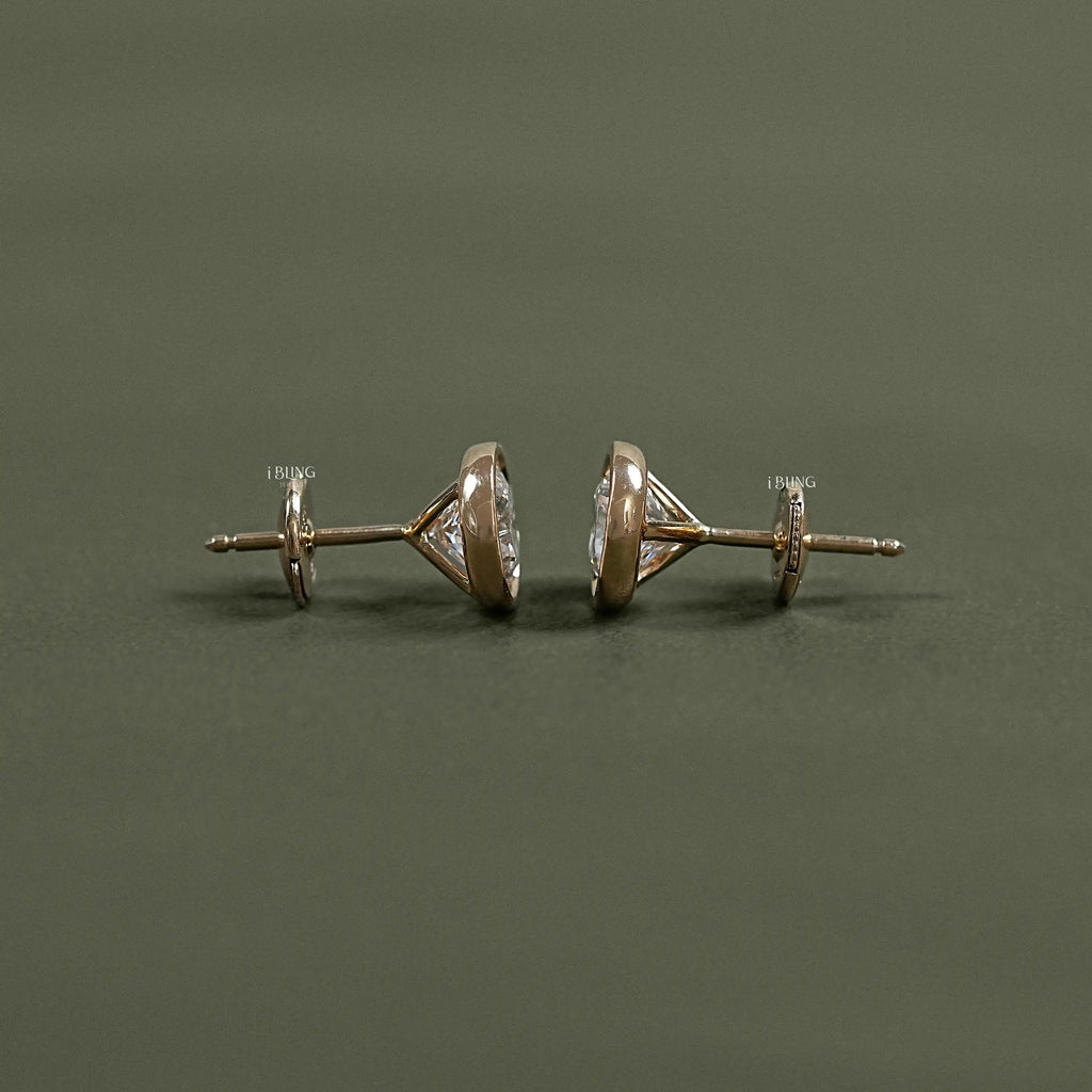 Round Cut Soliatire Bezel Set Stud Earrings