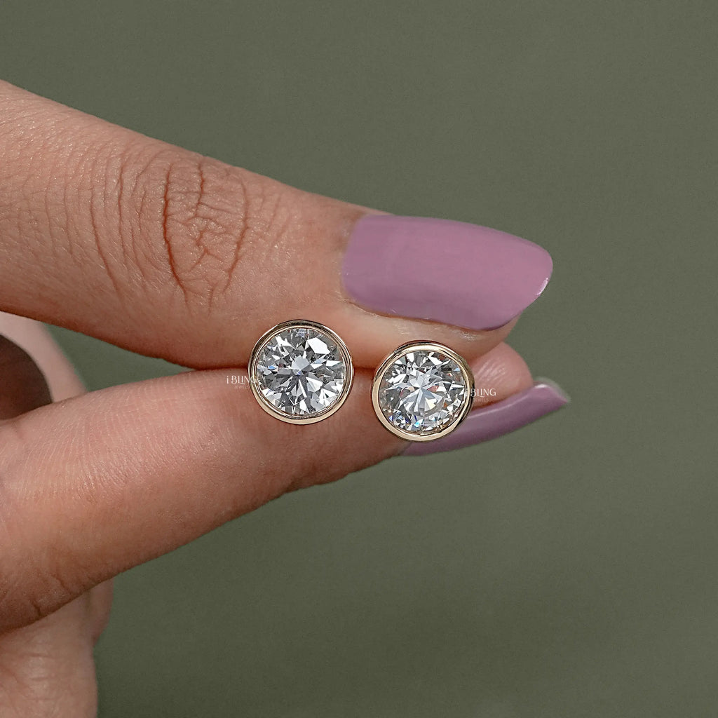 Round Cut Soliatire Bezel Set Stud Earrings