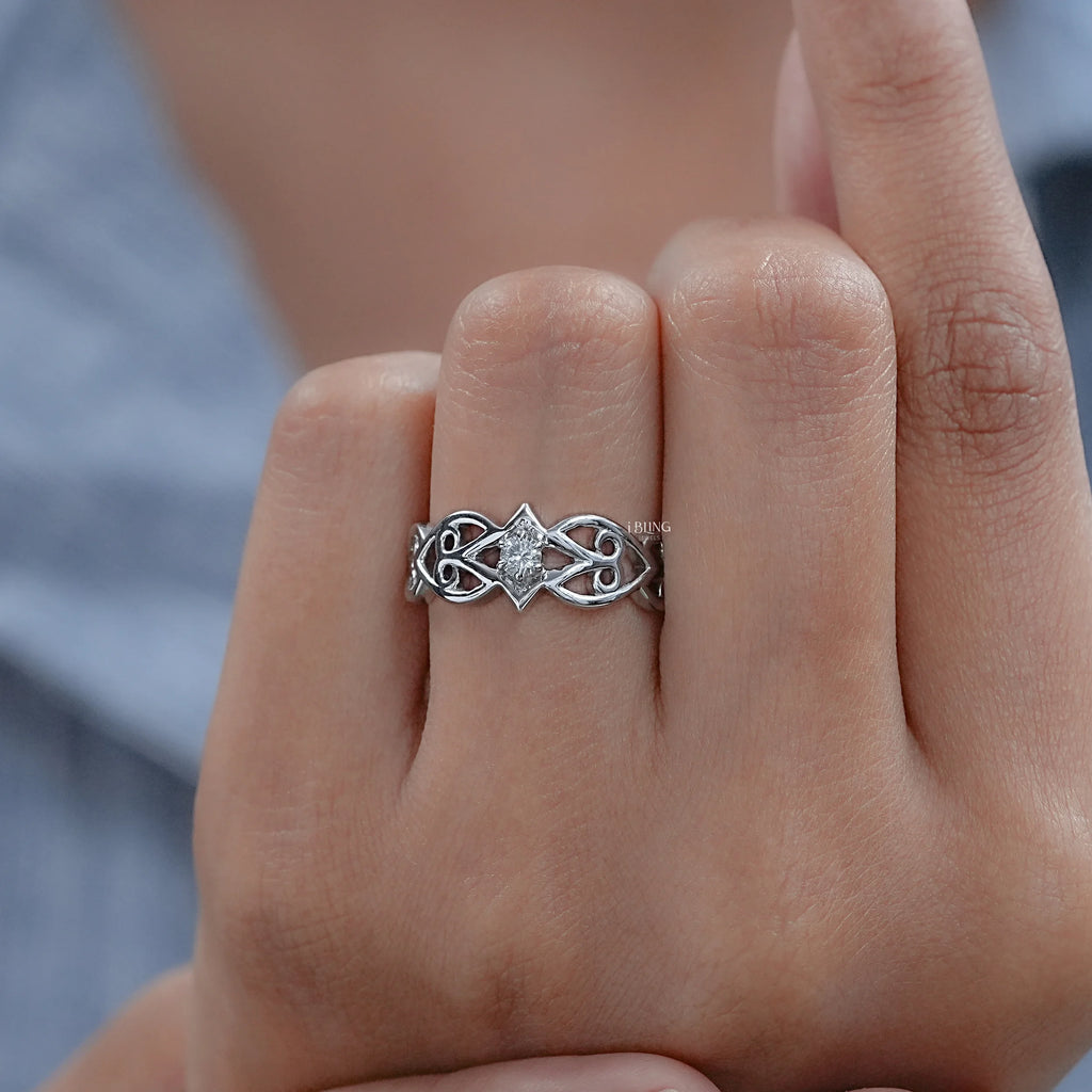Round Cut Lab Grown Diamond Vintage Engagement Ring