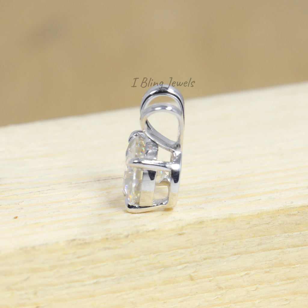 Round Cut Moissanite Solitaire Pendant