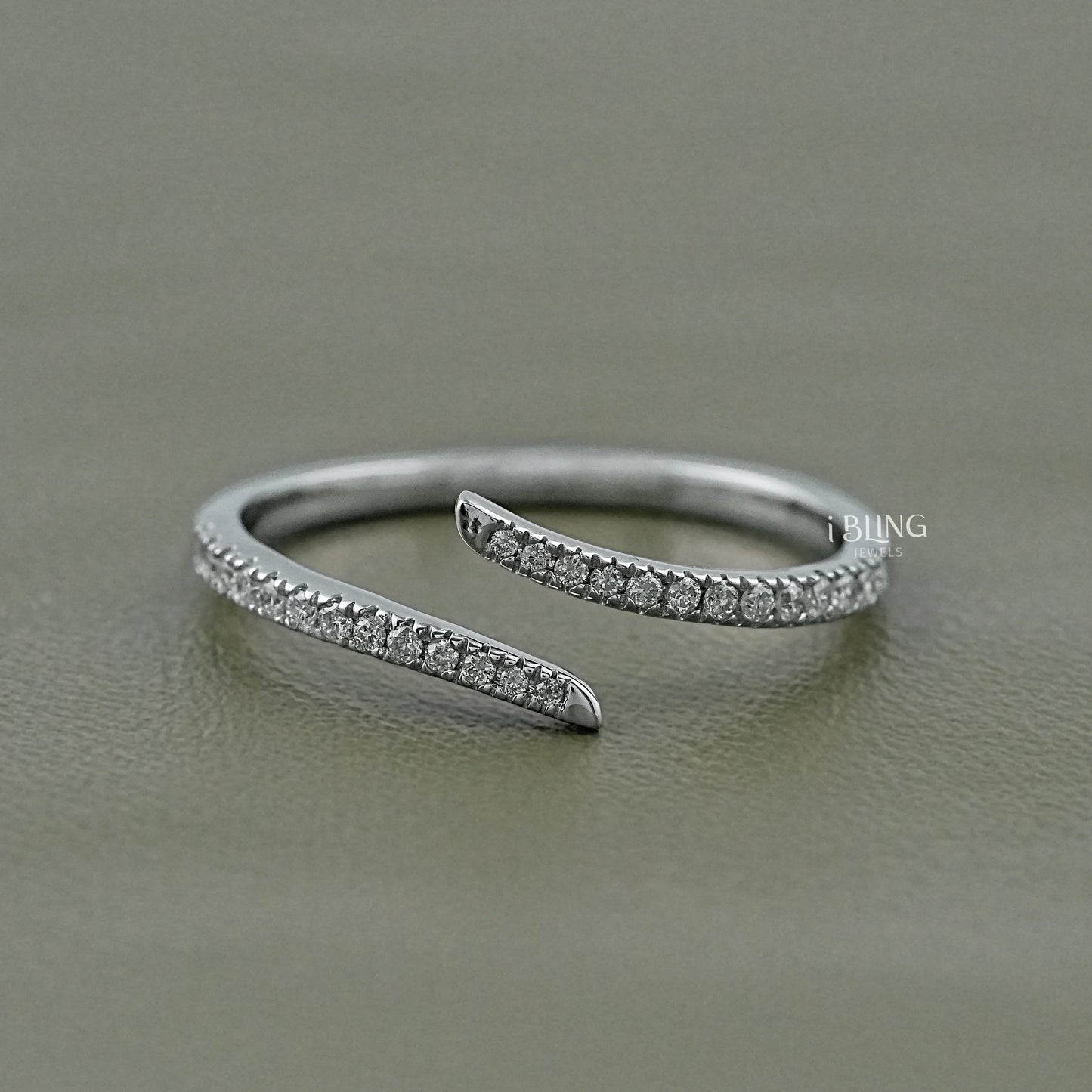Lab Grown Round Diamond Bypass Open Diamond Ring Solitaire Ring