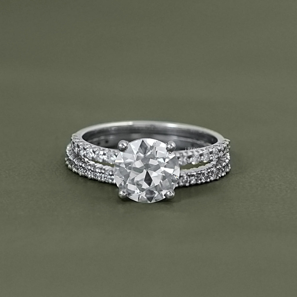 Old European Round Diamond Accent Set Wedding Ring