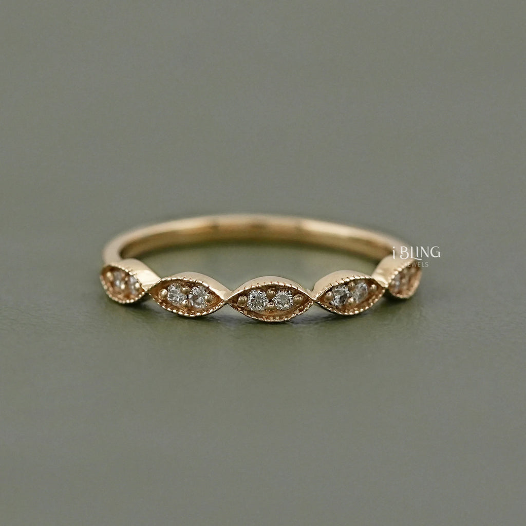 Round Diamond Milgrain Setting Wedding Ring