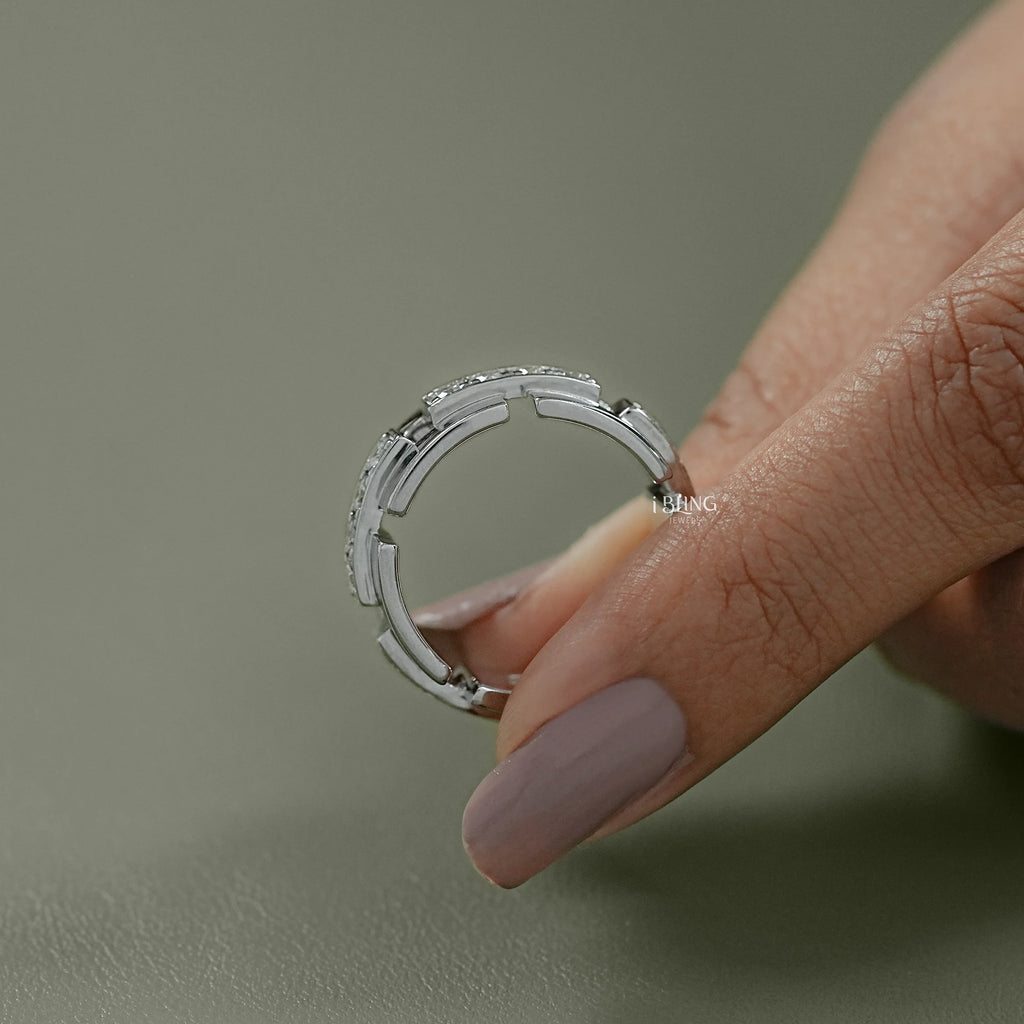 Round Cut Lab Grown Diamond Wedding Band