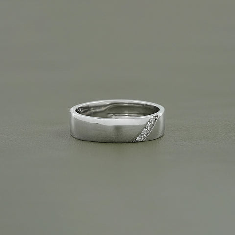Round Cut Lab Grown Diamond Men's Wedding Band
