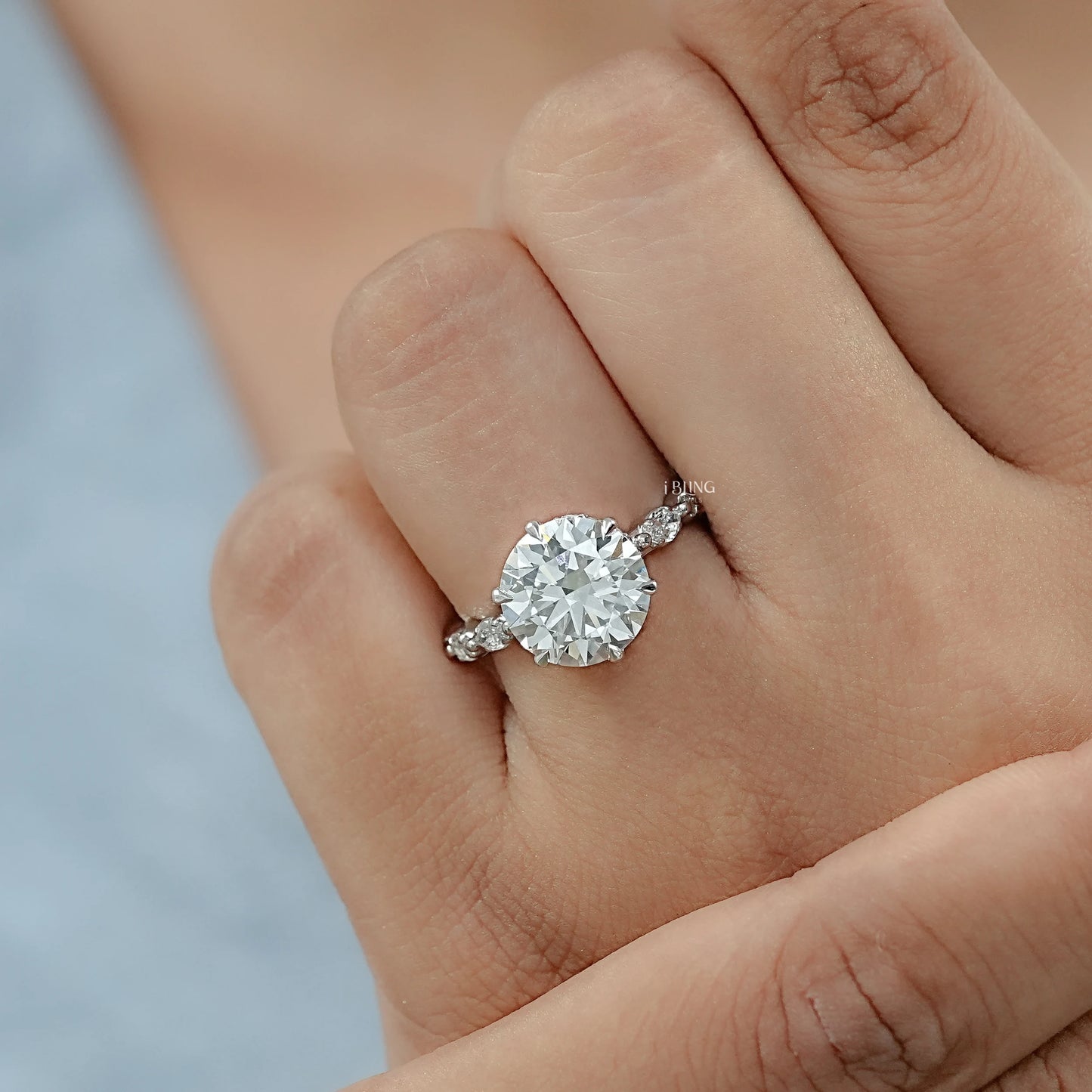 Round Diamond Cluster Accent Set Ring Solitaire Accent Ring