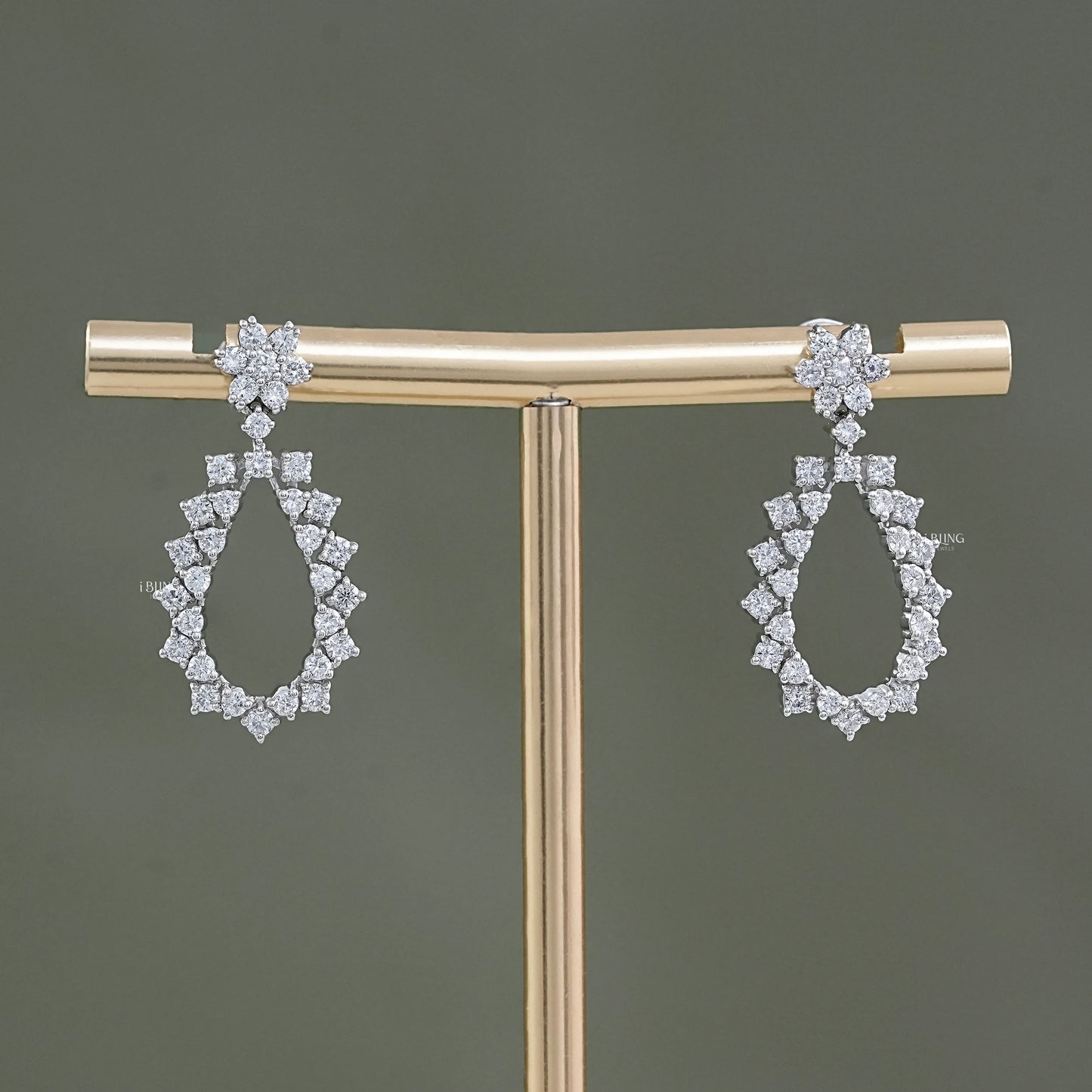 Round Cut Lab Grown Diamond Dangle Drop Earrings Dangle & Drops