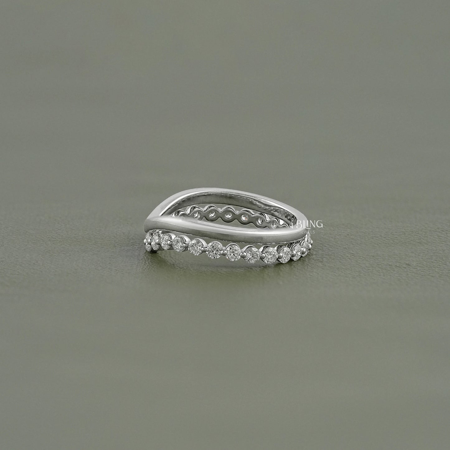 Double Row Wave Round Diamond Band