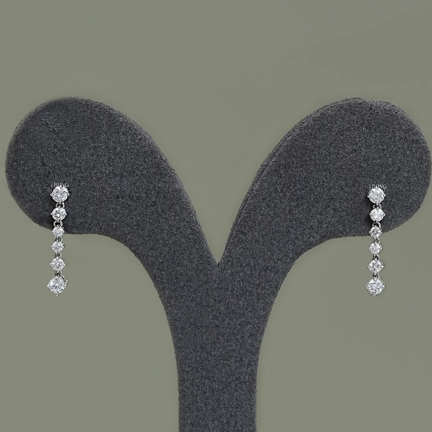 Lab Grown Round Diamond Dangle Earrings