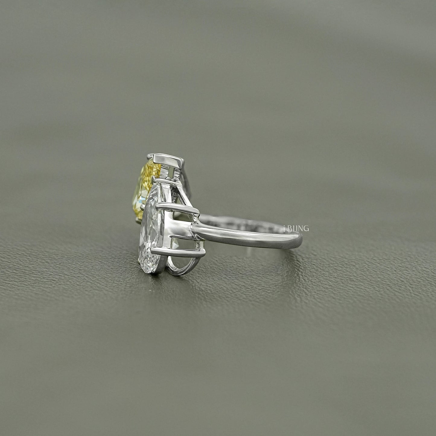 Fancy Vivid Yellow Pear Diamond Toi Moi Ring