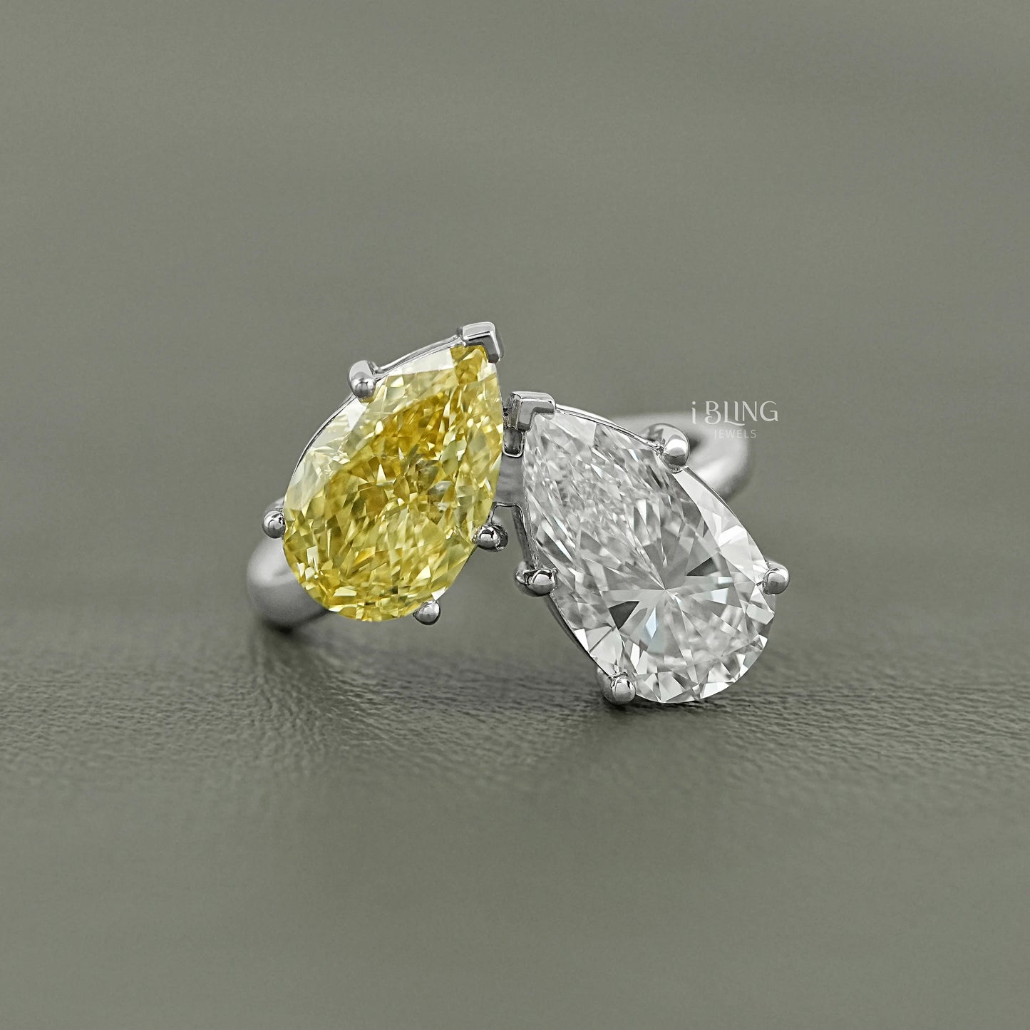 Fancy Vivid Yellow Pear Diamond Toi Moi Ring
