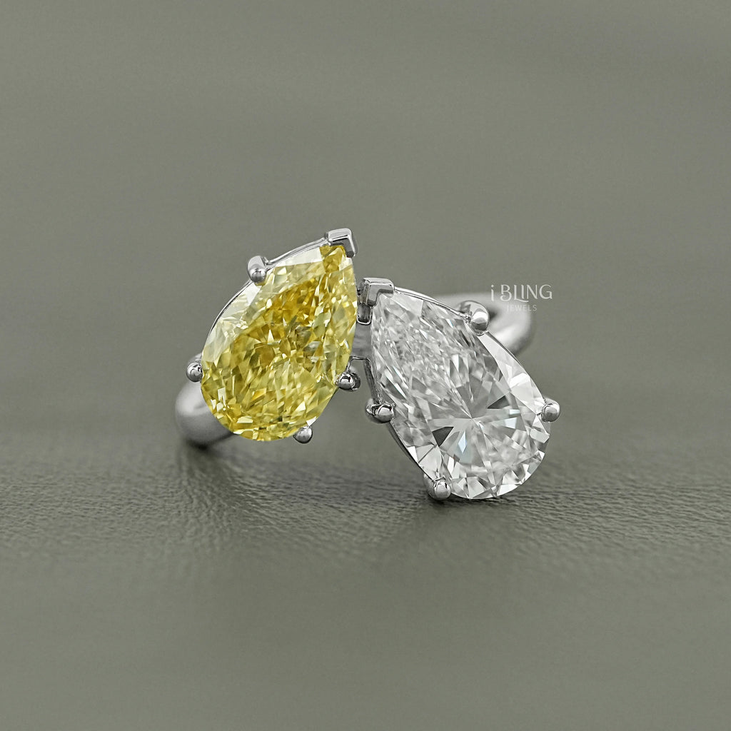 Fancy Vivid Yellow Pear Diamond Toi Moi Ring