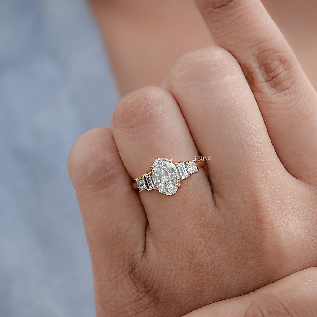 Oval Lab Diamond Staking Five Stone Ring