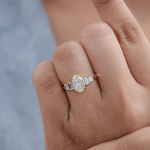 Oval Lab Diamond Staking Five Stone Ring