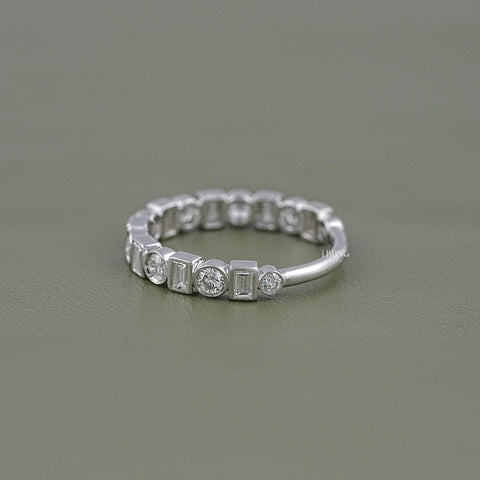 Round & Baguette Diamond Bezel Set Alternative Band