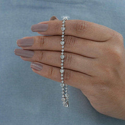 Heart & Round Cut Diamond Tennis Bracelet