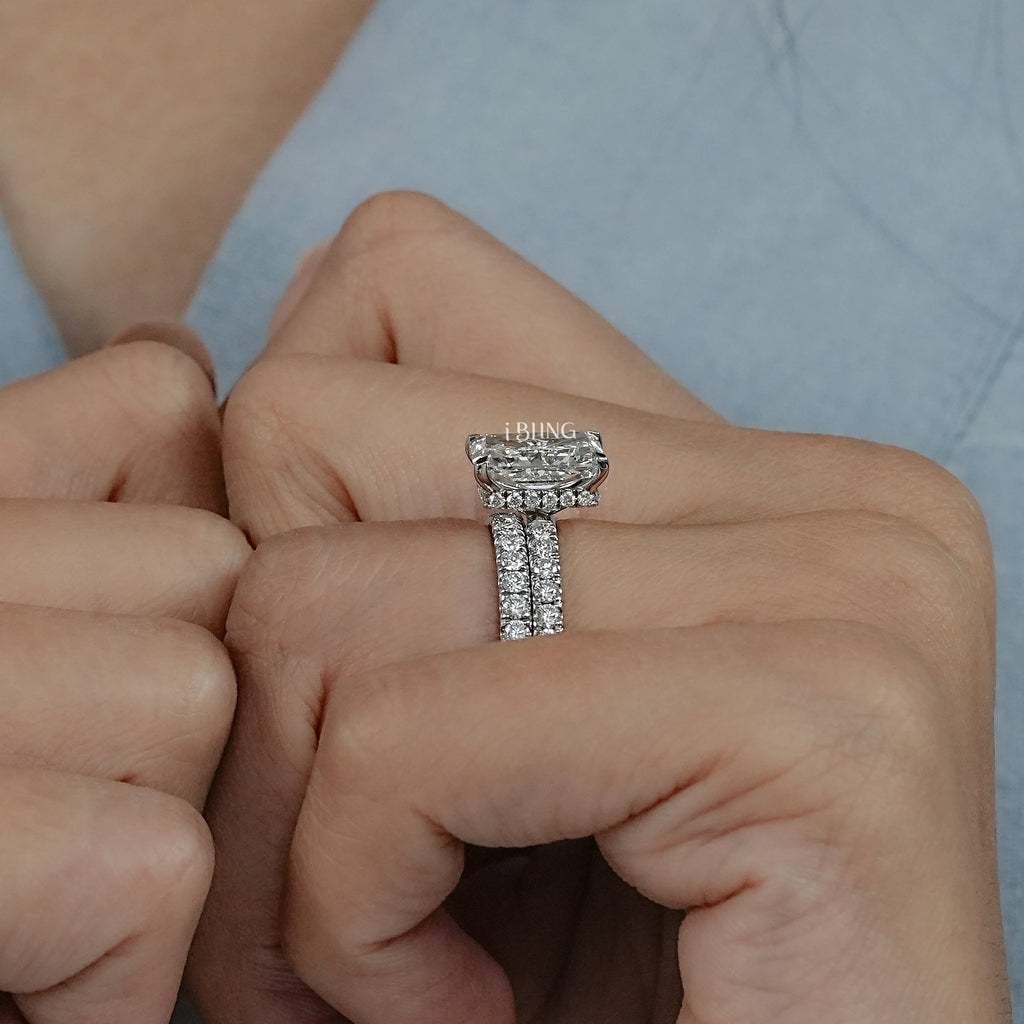 Radiant Cut Lab Grown Diamond Bridal Ring Set